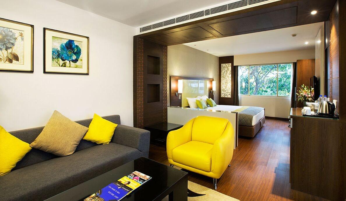Hotel The The Grand Magrath Bangalore Bagian luar foto